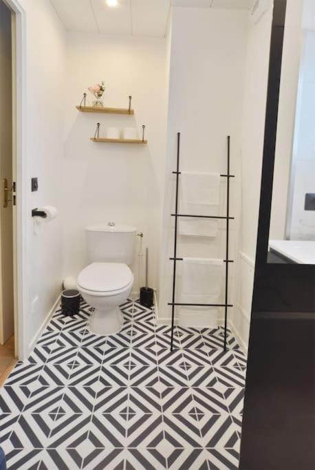 L'olivier Centre Parking Disneyland 4 Personnes Et 1 Bebe Appartement Bailly-Romainvilliers